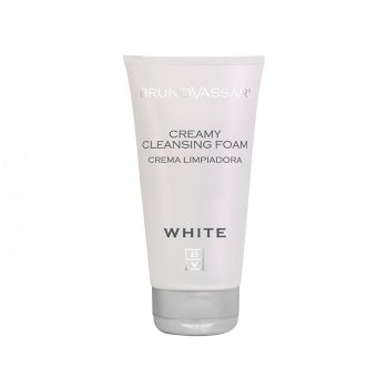 Brunovassari Whitening Cleansing Foam 150ml