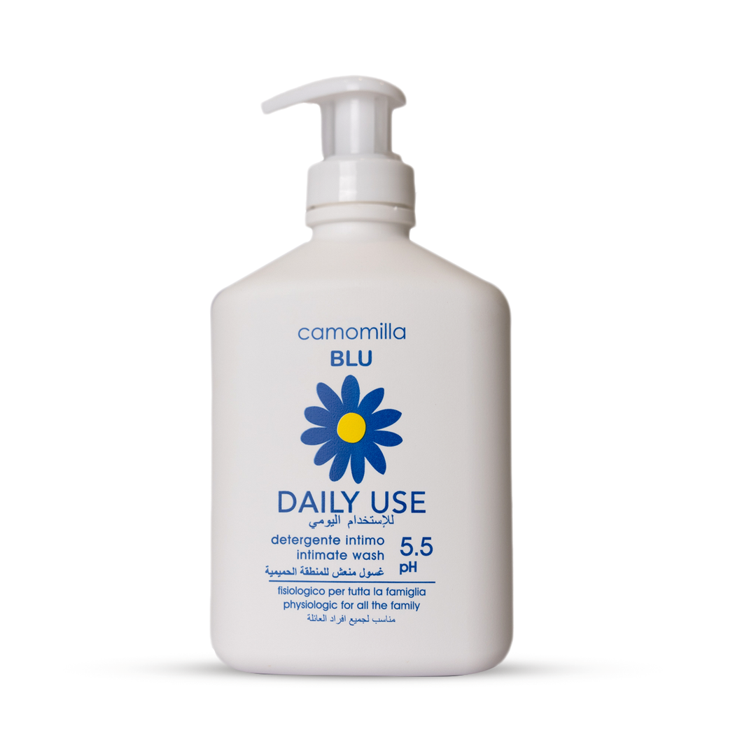 Camomilla Blu Daily Use Intimate Wash Ph5.5 - 300ml Camomilla Blu Fior Di Camomilla Intimate Wash Ph4.5 - 300 ml