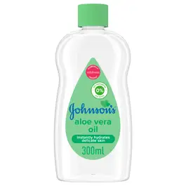 Johnson’s Aloe Vera Baby Oil, Locks in 10x More Moisture, Instantly Hydrates Skin, Paraben, Dye & Alcohol Free, Clinically Proven Mildness, 300ml